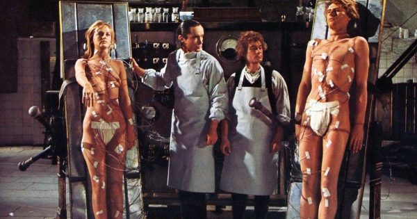 «Andy Warhol’s Flesh for Frankenstein»: Μια από τις πιο εξωφρενικές ταινίες των 70s σε επετειακή 3D προβολή από το Midnight Express