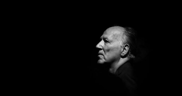 Βίντεο: Ο Βερνερ Χέρτζογκ και το ενδότερο χρονικό των ανθρώπων