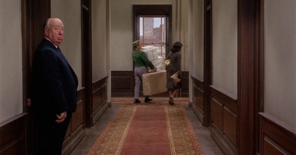 Βίντεο: Top-10 σκηνοθετικών cameos