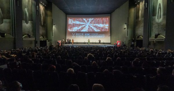 Η Nova Μεγάλος Χορηγός των Νυχτών Πρεμιέρας