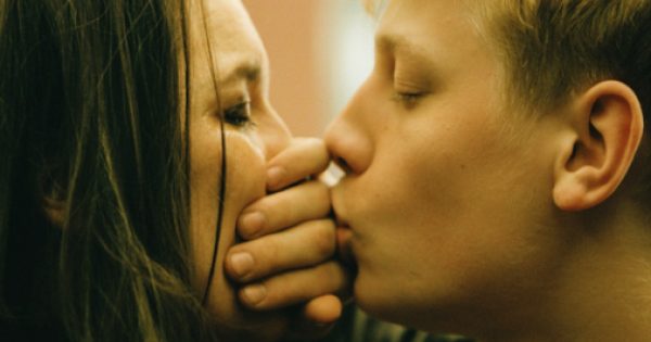 Βίντεο: Τα χρώματα του Ξαβιέ Ντολάν