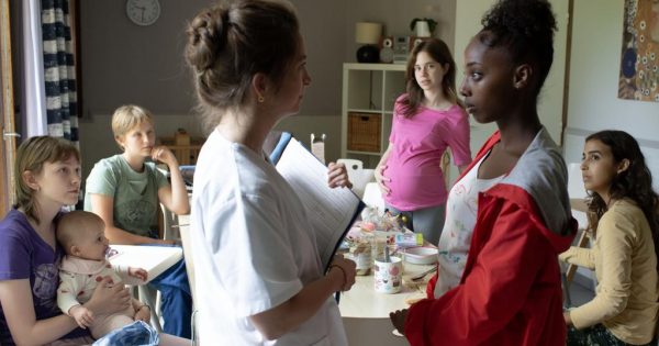 Τρέιλερ: Το «Jeunes Meres» των αδερφών Νταρντέν διεκδικεί Χρυσό Φοίνικα