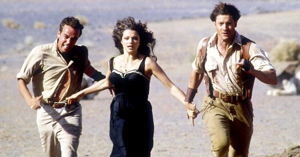Και επιστροφή Τζον Χάνα! Η οικογένεια της «Μούμιας» επανενώνεται