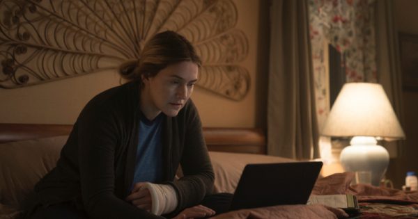 «Μερικοί άνθρωποι περιμένουν από σένα, συνέχεια»: Η Κέιτ Γουίνσλετ στο τρέιλερ του «Mare of Easttown»