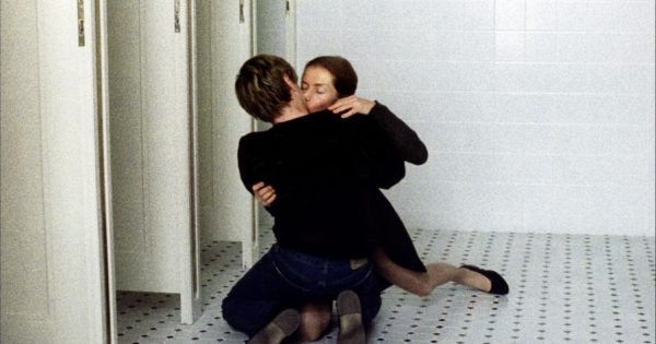 Essential Cinema #31: «Η Δασκάλα του Πιάνου» (2001) του Μίκαελ Χάνεκε