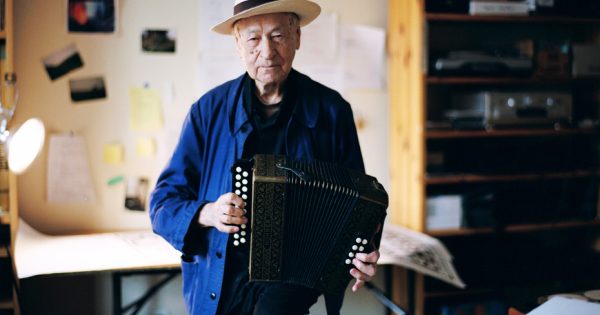 Notes from the underground: Λίγα λόγια για τη σπουδαία κληρονομία του Τζόνας Μέκας