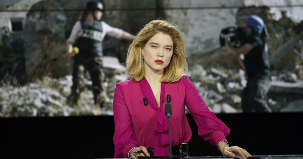Τρέιλερ: Η Λέα Σεϊντού είναι μια δημοσιογράφος στα χαρακώματα για το «France» του Μπρουνό Ντιμόν
