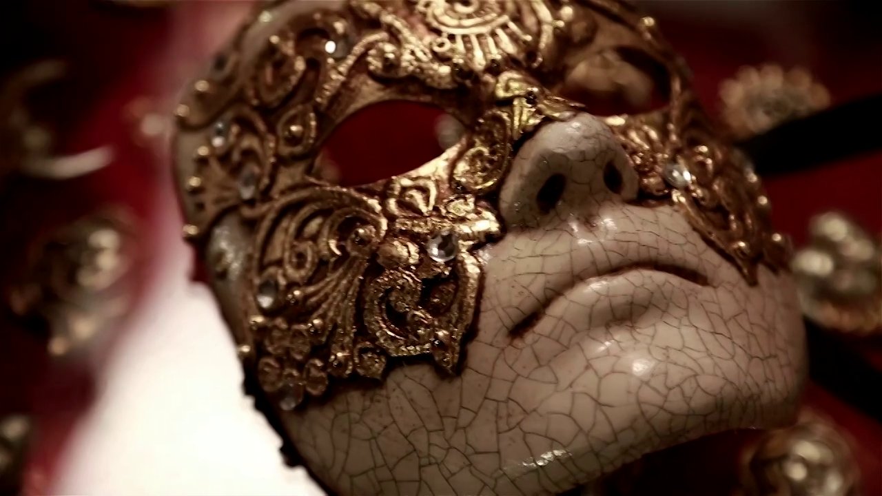 mask-eyes-wide-shut_1581_107708086