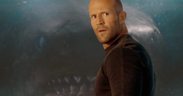 Τρέιλερ: Ο Τζέισον Στέιθαμ τα βάζει με περισσότερους (μεγαλο)καρχαρίες στο «Meg 2: The Trench»