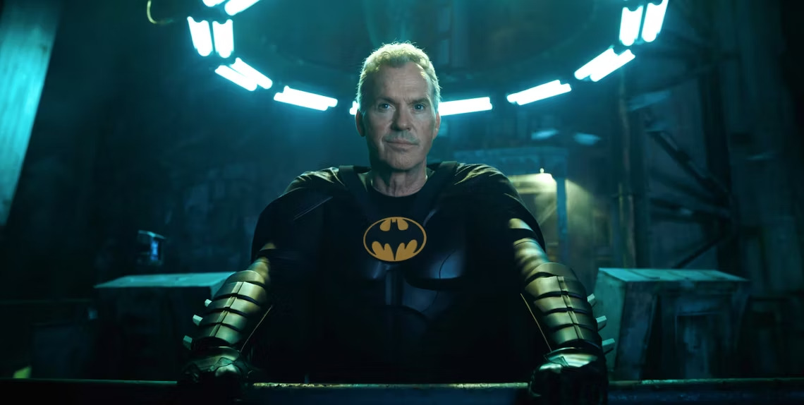 michael-keaton-batman-the-flash-trailer_1581_107767661