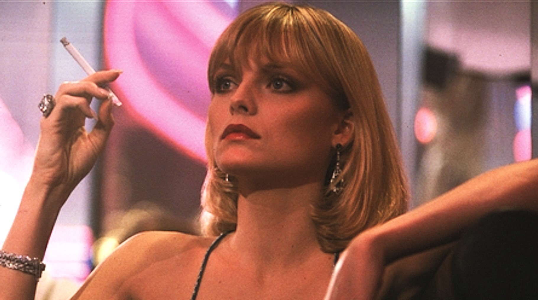 michelle-pfeiffer-scarface_1581_107779125