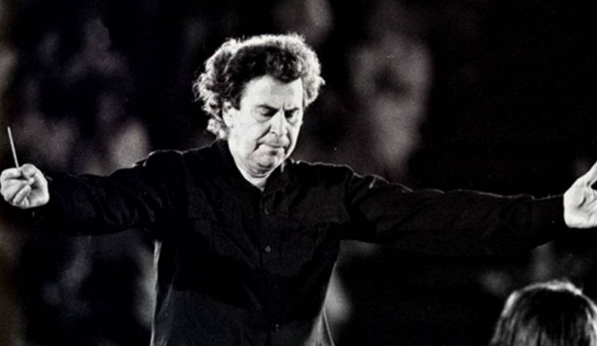 mikis-theodorakis_1581_107722714