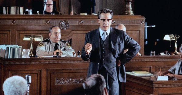 Οι αληθινές θεωρίες συνωμοσίας του σινεμά