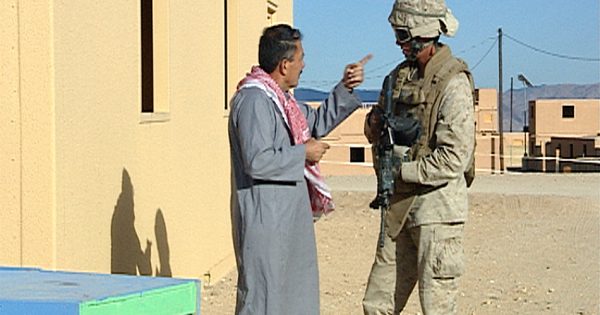 «Ανάμεσα στο Χέρι και το Μάτι» – το πολιτικό σινεμά στη Σάμο