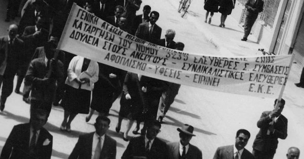 Στέφανος Τσιβόπουλος: Σινεμά πέρα από τα όρια