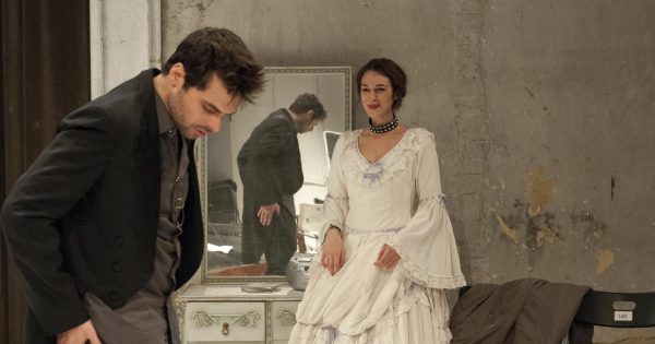 «Το ψέμα συγκαλύπτει ή αποκαλύπτει την αλήθεια;»
