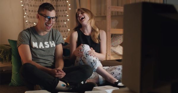 Shortsάκι: «Crush» (2013) της Ρέιτσελ Αντόνοφ και της Μπιάνκα Τζιέβερ