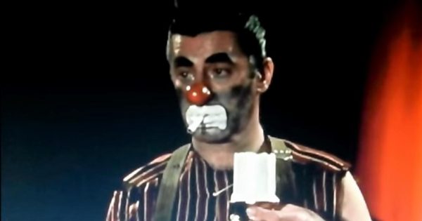 Ο «Δακρυσμένος Κλόουν» του Τζέρι Λιούις έρχεται (ξανά) στο φως