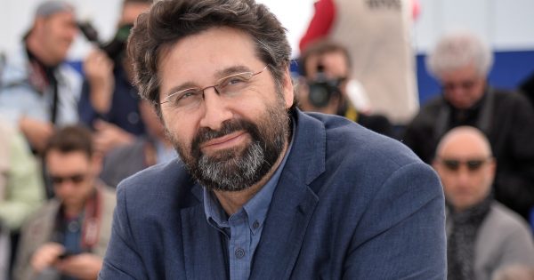 Θάνος Αναστόπουλος: «Οι πιο επικίνδυνοι τοίχοι είναι οι αόρατοι, αυτοί που κρύβει ο καθένας μέσα του»