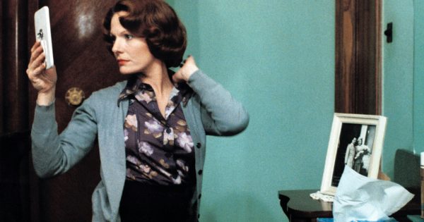 «Δεν ξέρεις, δεν είσαι γυναίκα»: Η Βάλια Τσιριγώτη γράφει για τη «Ζαν Ντιλμάν»