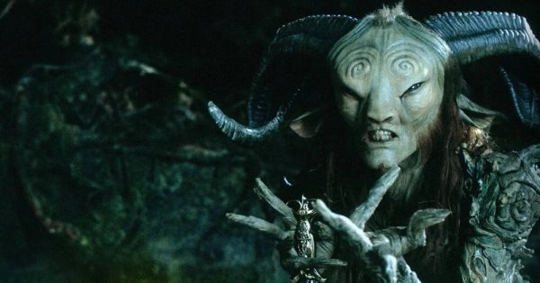 «Ό,τι μπορούσε να στραβώσει, στράβωσε»: Ο ντελ Τόρο γιορτάζει την επέτειο του «Λαβύρινθου του Πάνα»