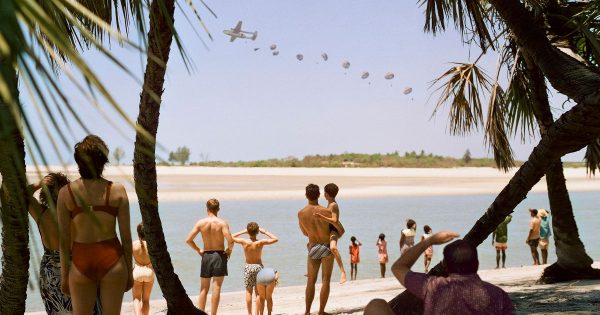 Τρέιλερ «Red Island»: Ο Ρομπέν Καμπιγιό επιστρέφει στην Μαδαγασκάρη των ’70ς