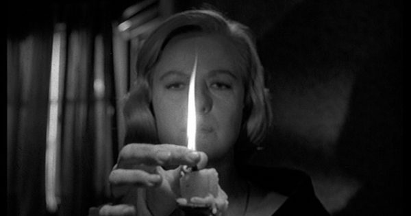 Essential Cinema #77: «Séance on a Wet Afternoon» (1964) του Μπράιαν Φορμπς