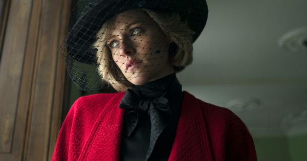 «Spencer»: Πρώτη εικόνα της Κρίστεν Στιούαρτ ως Πριγκίπισσα Νταϊάνα για την ταινία του Πάμπλο Λαραΐν