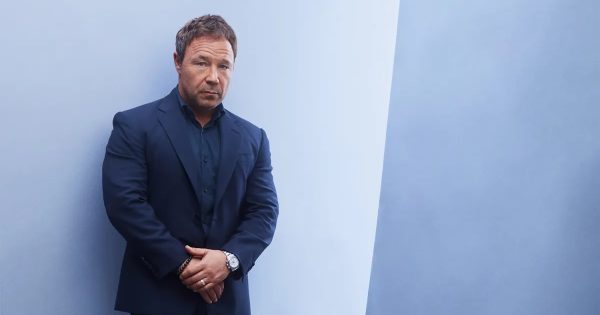 Ο Στίβεν Γκρέιαμ και ο απόηχος της «Εφηβείας» σε cover story του Variety