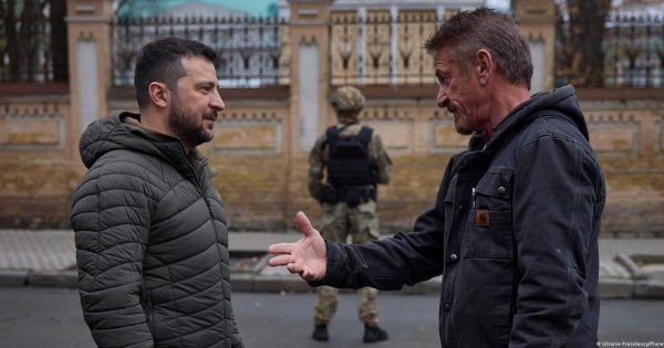 Berlinale 2023: Πεν και Ζελένσκι, Κρίστιαν Πέτζολντ και Σελίν Σονγκ, οδηγούν το πρόγραμμα του 73ου Φεστιβάλ