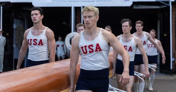 Τρέιλερ «The Boys in the Boat»: Ο Τζορτζ Κλούνεϊ σκηνοθετεί τον ολυμπιακό θρίαμβο ενός αουτσάιντερ