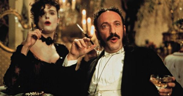 Essential Cinema #140: «Topsy – Turvy» (1999) του Μάικ Λι