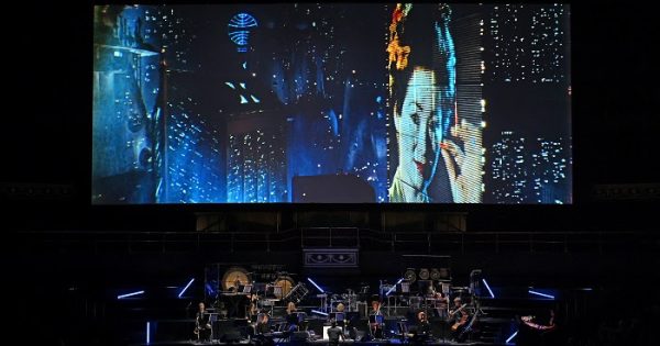 Το κινηματογραφικό σύμπαν του «Blade Runner» ζωντανεύει στο Ωδείο Ηρώδου Αττικού