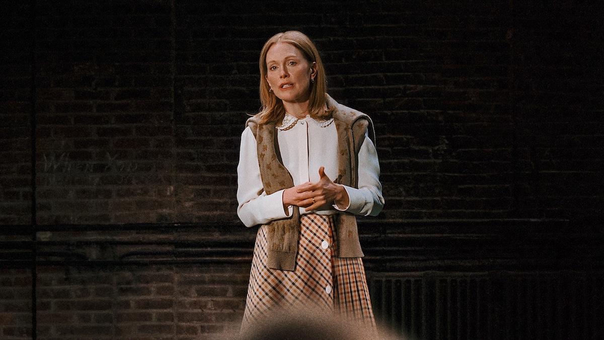 the-debut-julianne-moore_1581_107781850