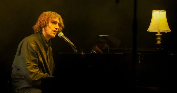 «Ο Κάμερον Γουίντερ στο Κάρνεγκι Χολ»: Ο Πολ Τόμας Άντερσον και οι μουσικές εκδρομές του